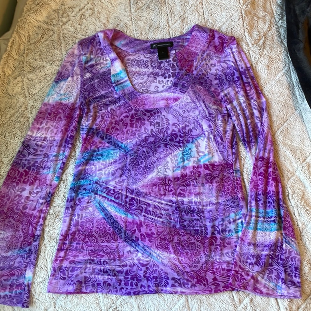 Inc cute long sleeve burn out t size medium
